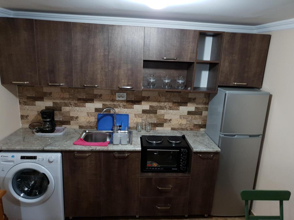 Milky Way Apartment Kutaisi Zewnętrze zdjęcie